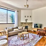 Westminster 2 Bedroom Apartment In Sea Point