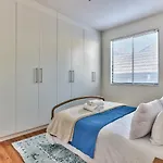 Westminster 2 Bedroom Apartment In Sea Point